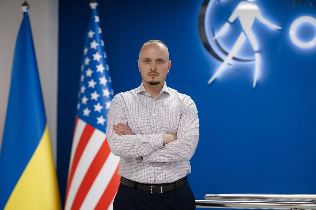 Втрачають кінцівки не лише на війні: історії повернення 11-річної Віри та 16-річного Богдана до активного життя з протезуванням - зображення