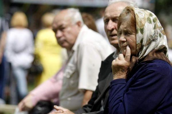 Українцям з 1 липня підвищать мінімальну пенсію