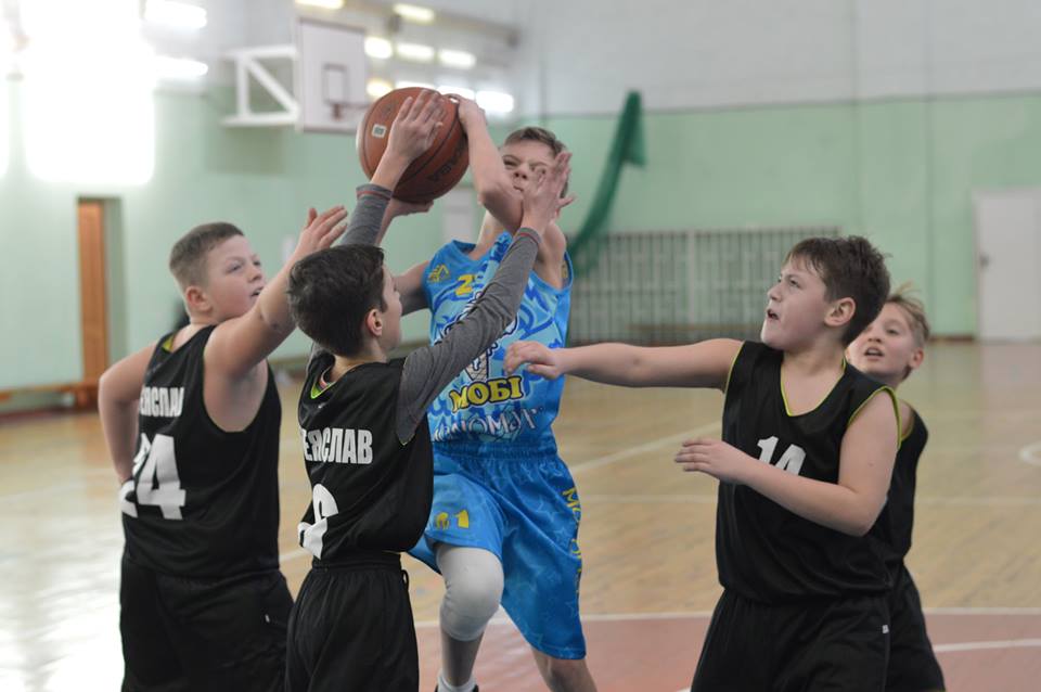 Юні баскетболісти з Броварів провели останній груповий тур всеукраїнської ліги 
