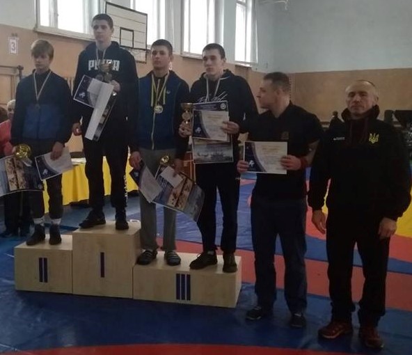 Вихованці Білоцерківського ліцею вибороли нагороди на турнірі з вільної боротьби