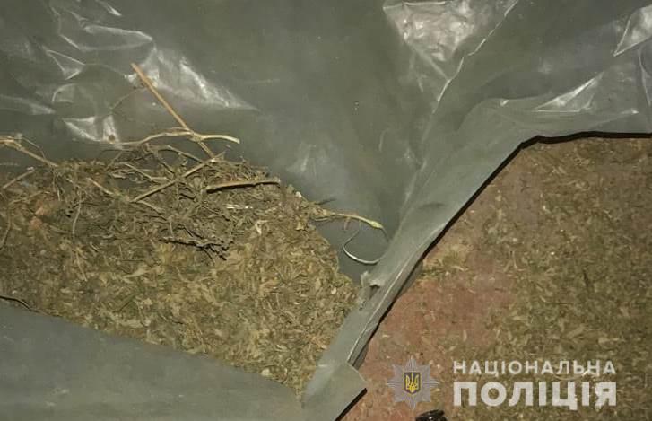 Втікача знайшли - наркотики вилучили: мешканець Кагарличчини втік з виправного центру