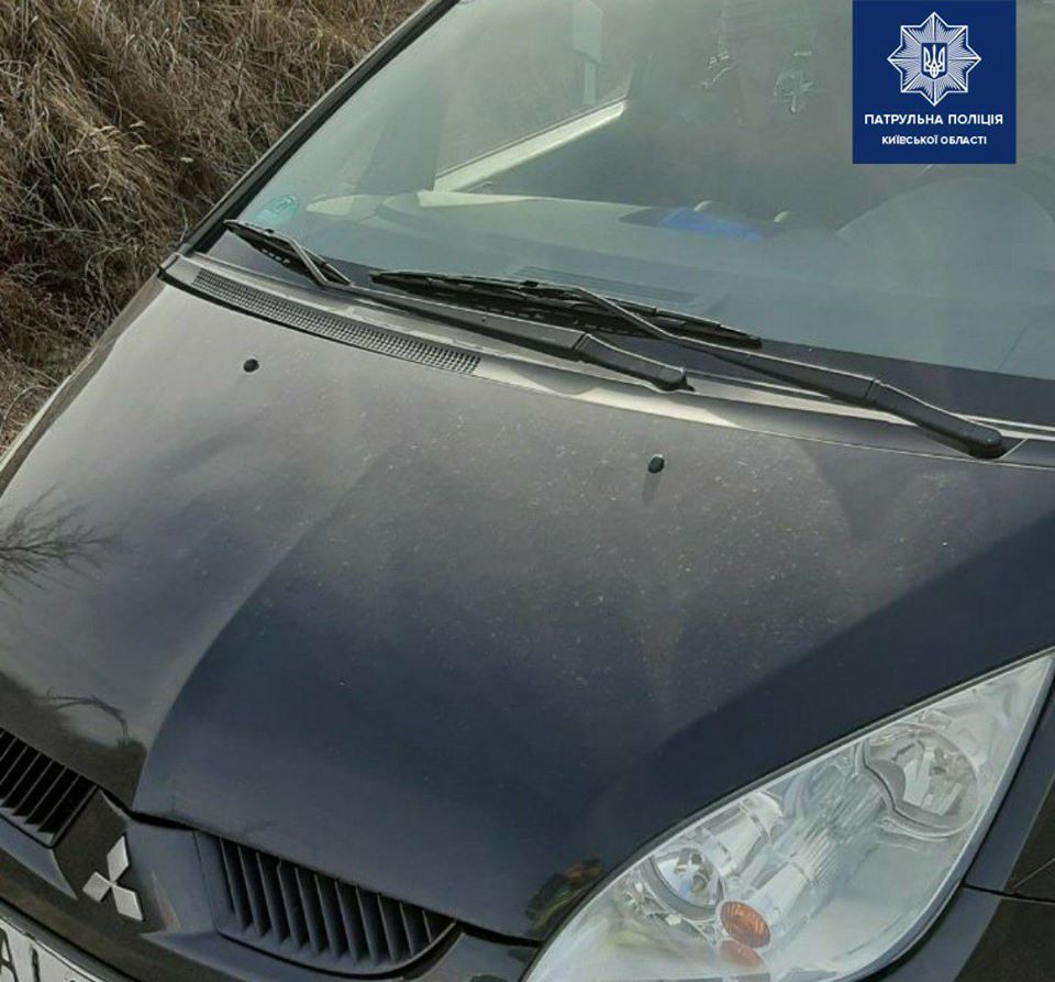 Крадіїв, які пограбували автомобіль у Софіївській Борщагівці, виявили на Васильківщині